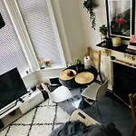 4 Sleeps Studio Boscombe Beach